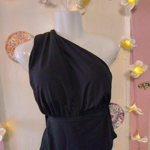 Zomoneti (L) Multi Tie Halter One Piece - Picture 3 of 8